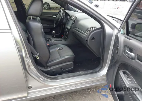 2013 Chrysler 300 S из США, поврежденный, VIN 2C3CCAGT2DH590430